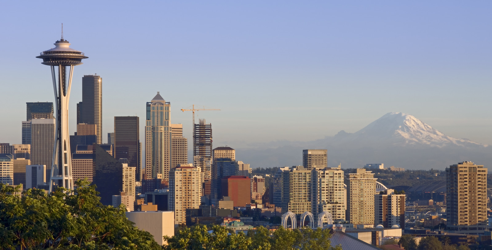 We make moving simple, fast, and stress-free for families and businesses in Seattle, WA